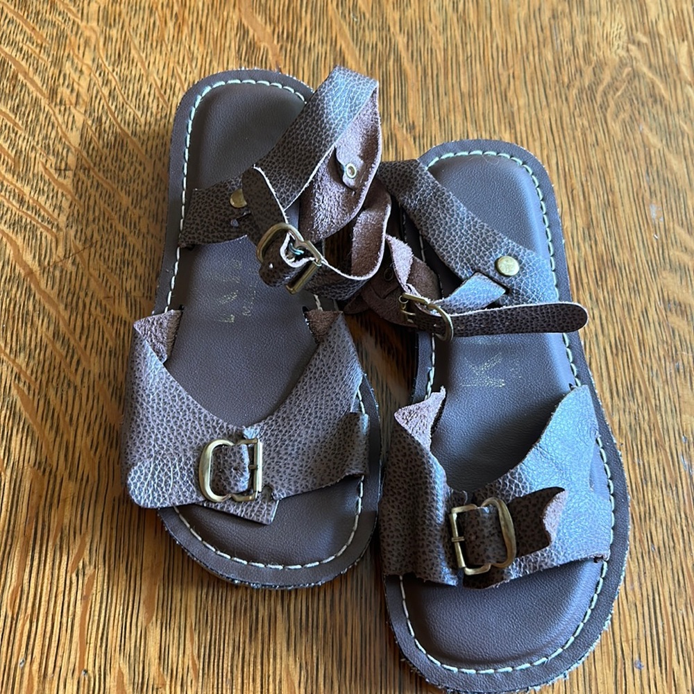 Kino sandals unisex